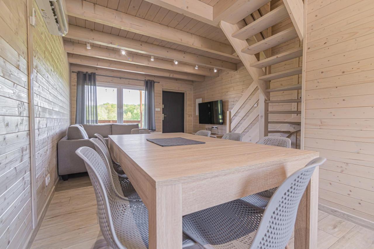 Ferienhaus Wycisznia - Drewniane Caloroczne *